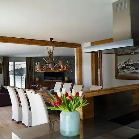 Casa Bella 아로사